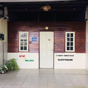 Pensión Stop @melaka 